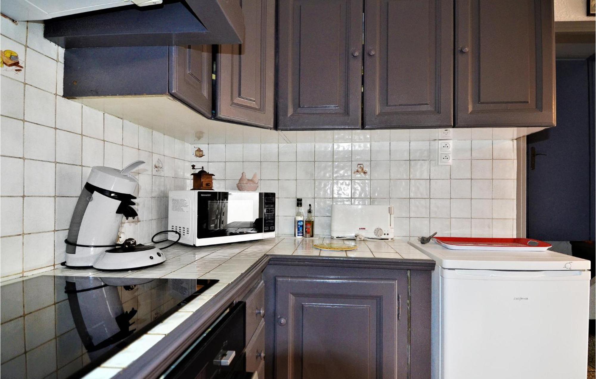 Lovely In With Kitchen *