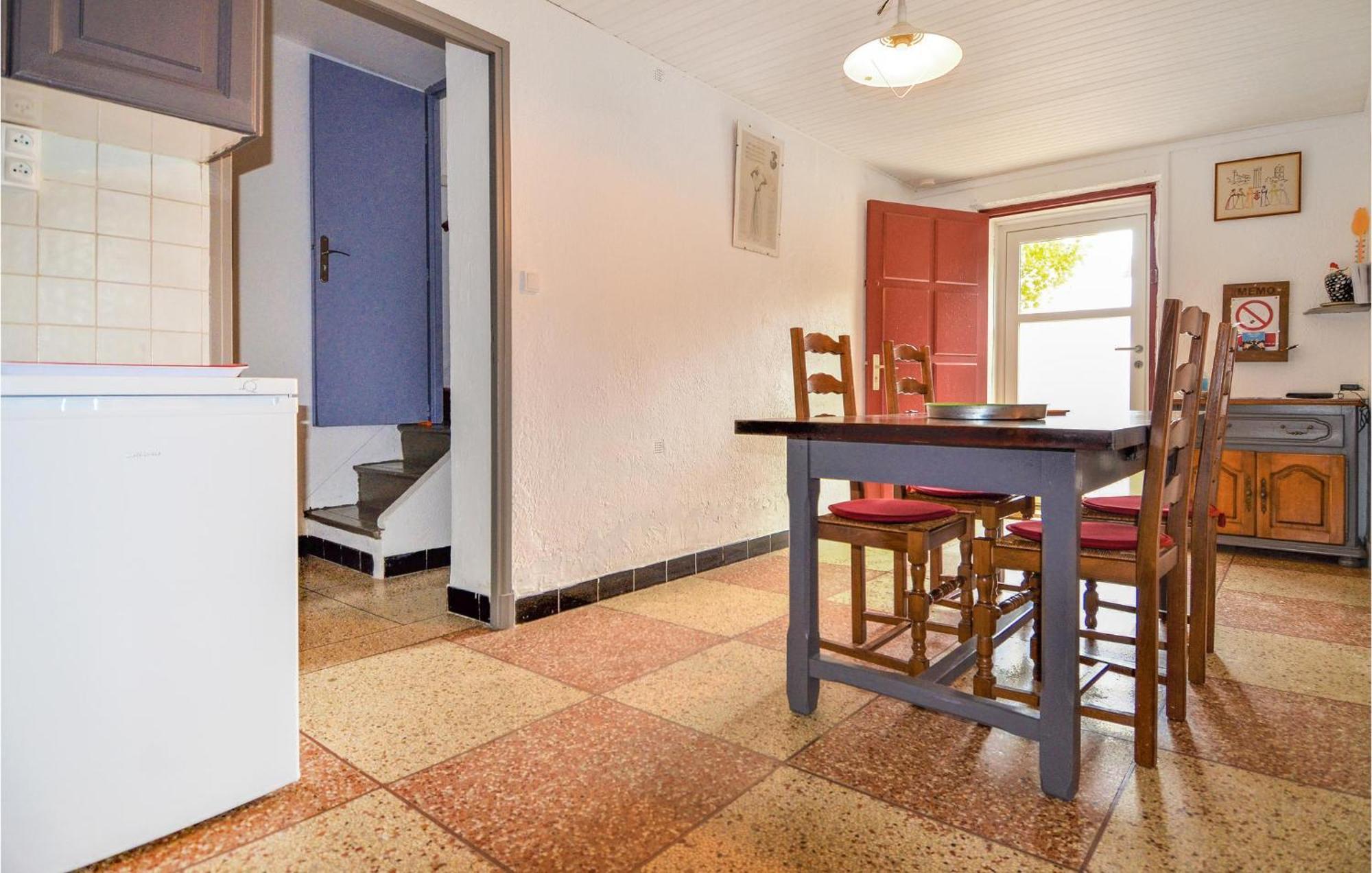 Lovely In With Kitchen *